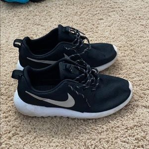 Nike Roshes